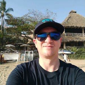 Meet your Posher, Joshua